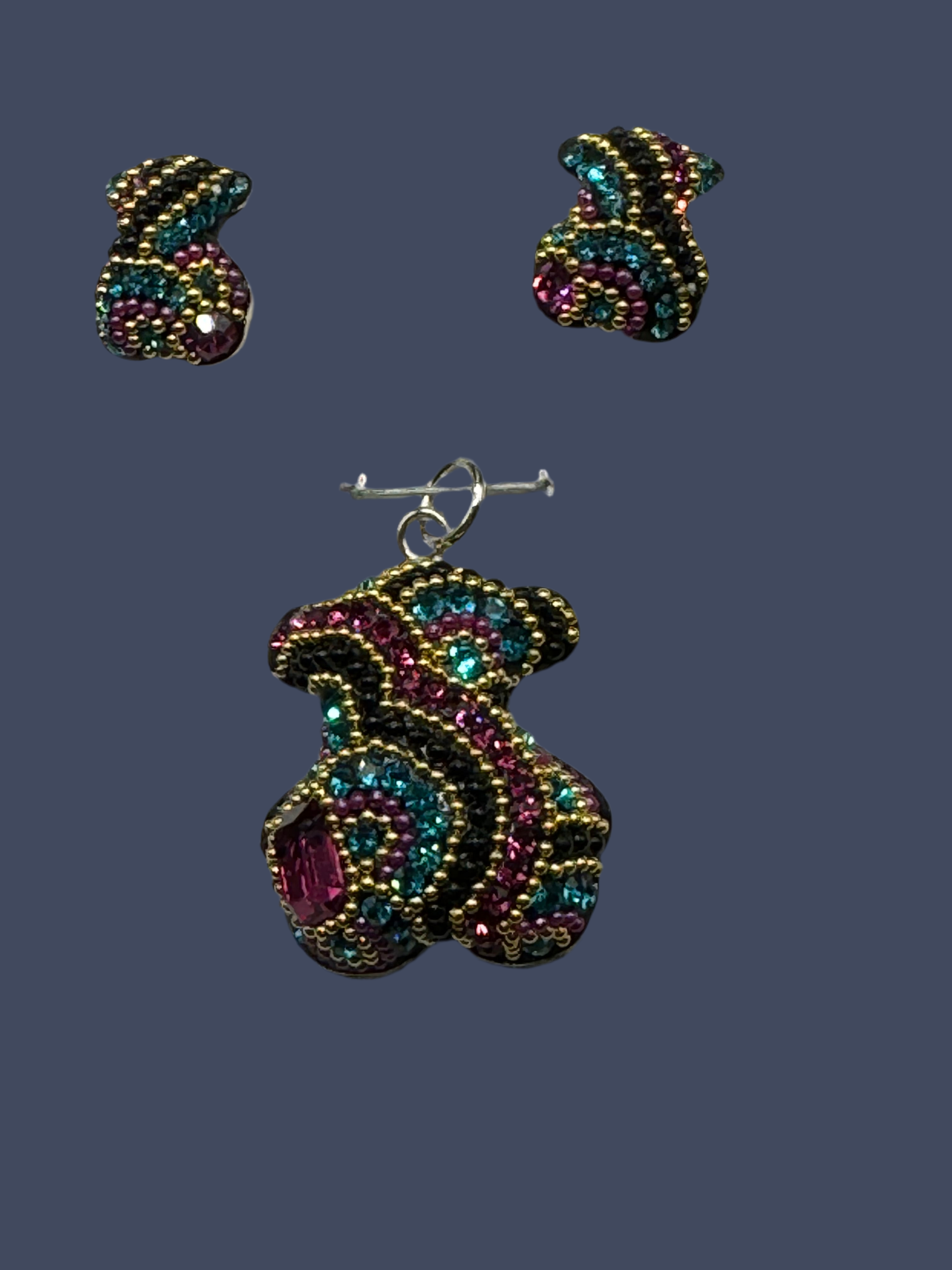 Teddy Bear Pendant & Earrings in gold & fuchsia iridescent crystals .