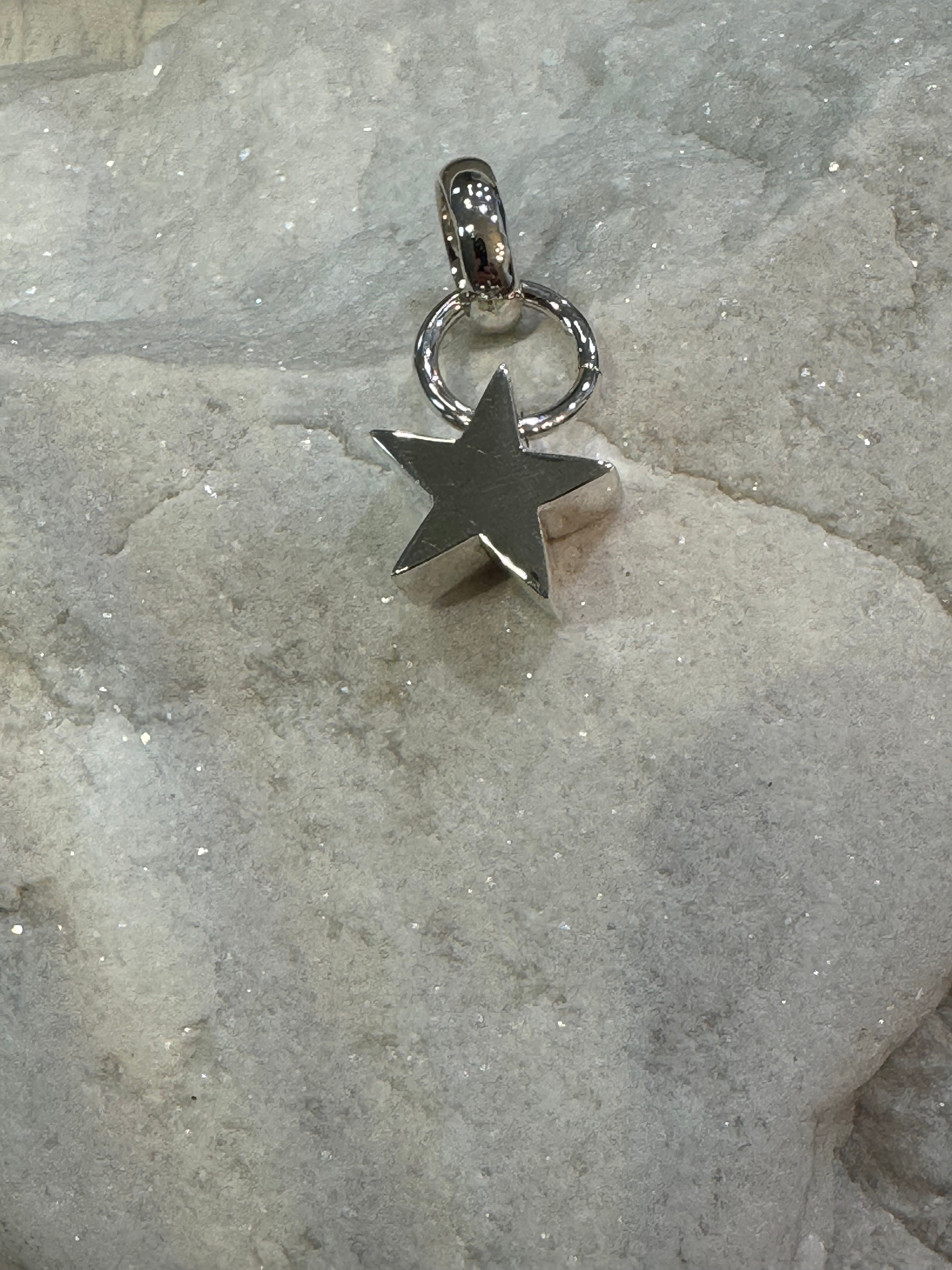 Star Design Pendant