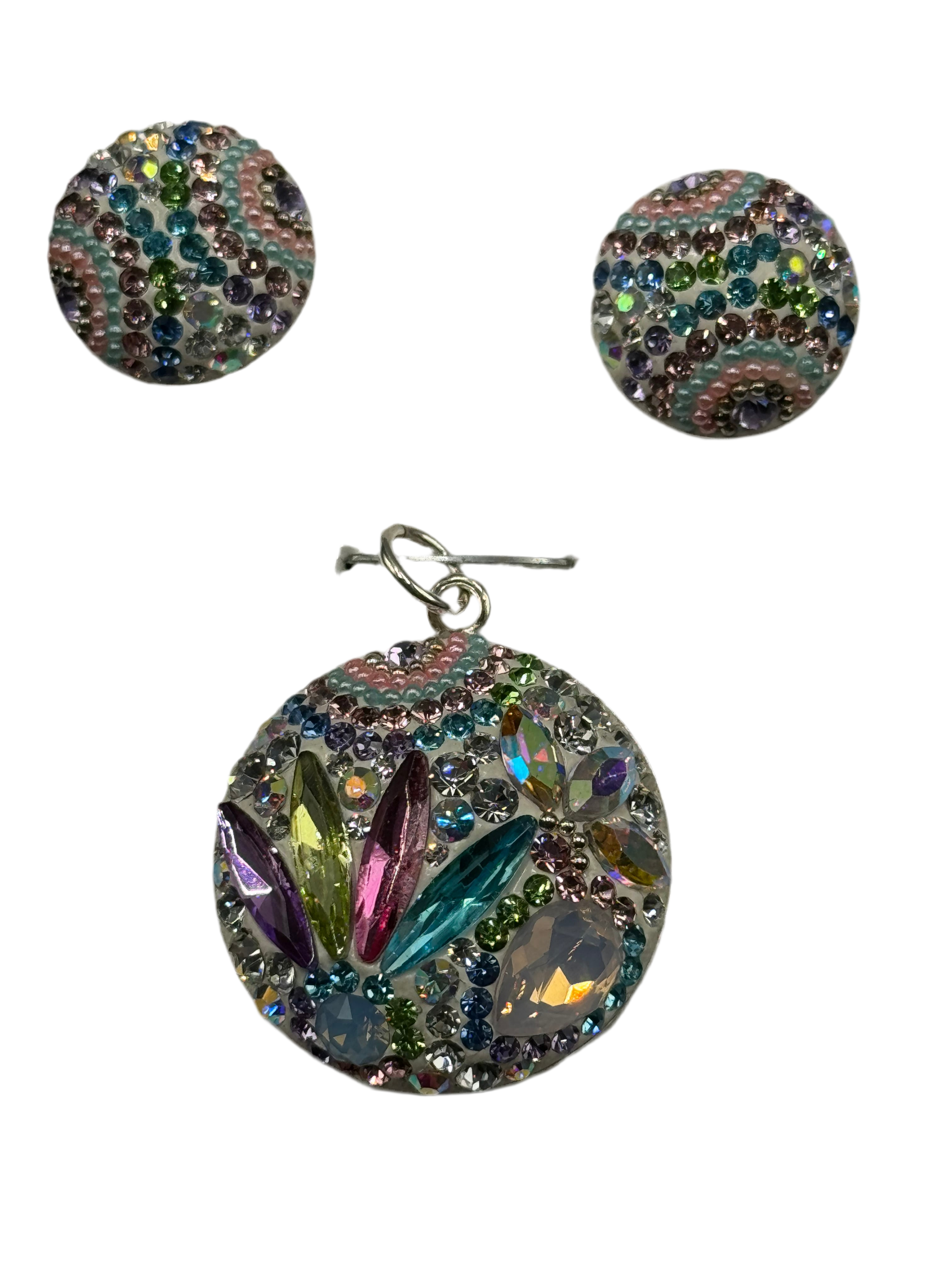 Brilliant Crystals multicolor Round Pendant & Earrings.