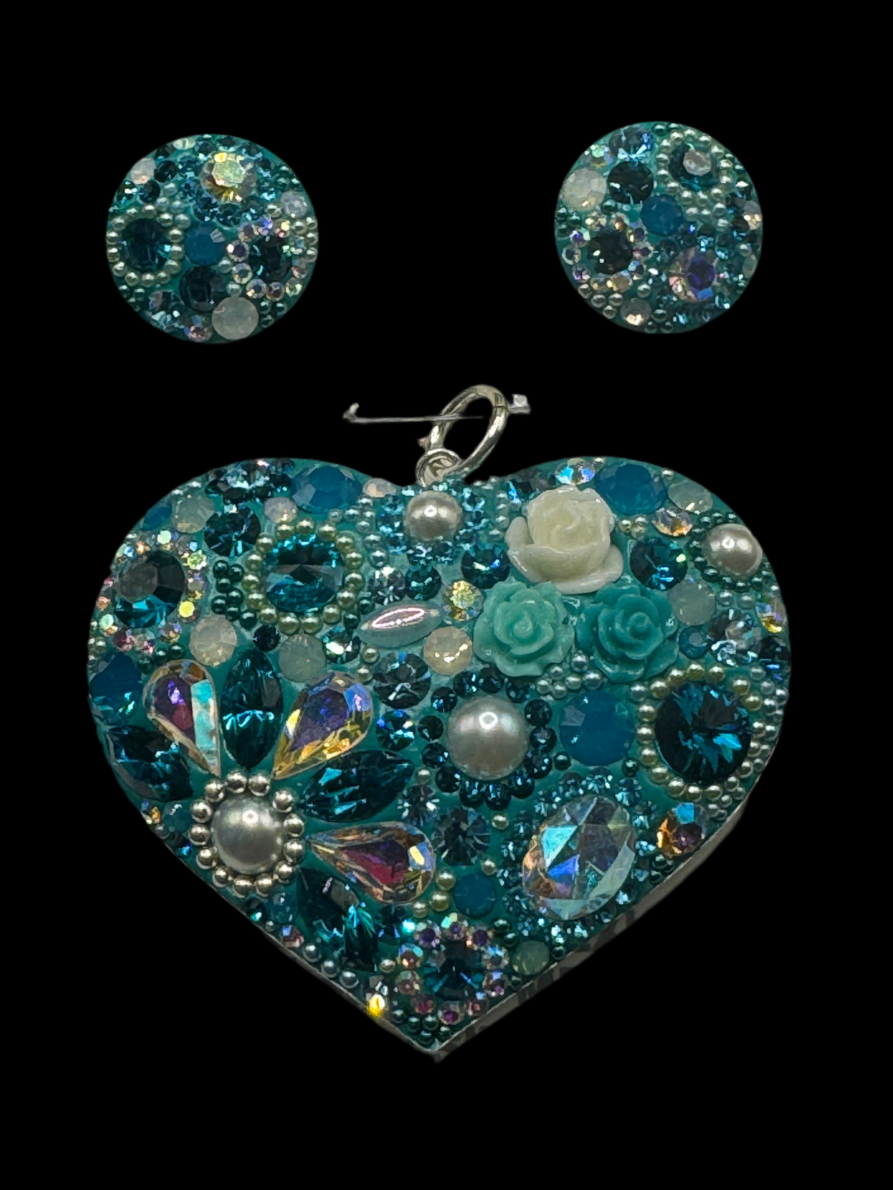 Floral Heart Pendant & Earrings in Turquoise Crystals and Pearl .