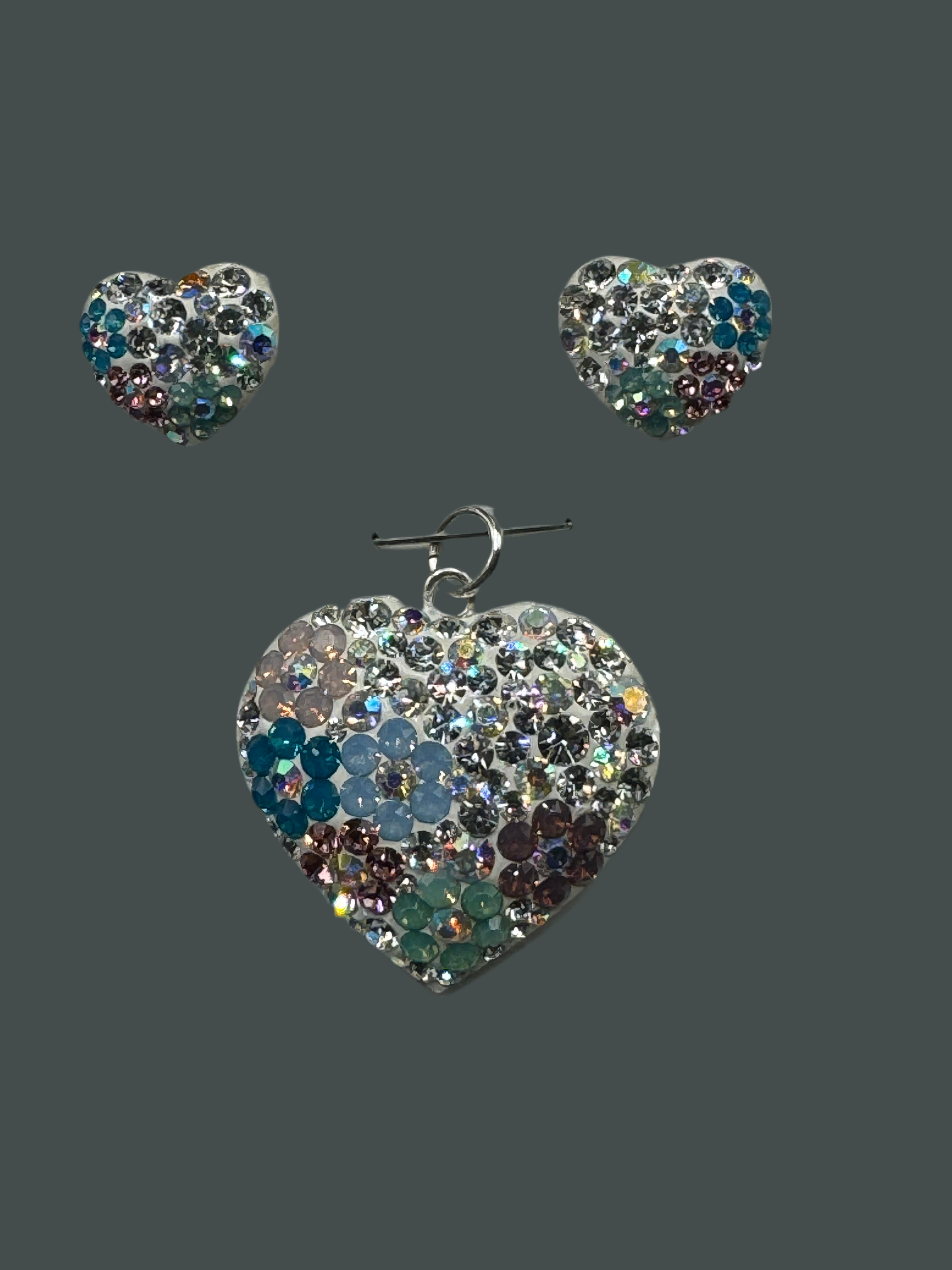 Heart Floral Pendant & Earrings in lite iridescent crystals .