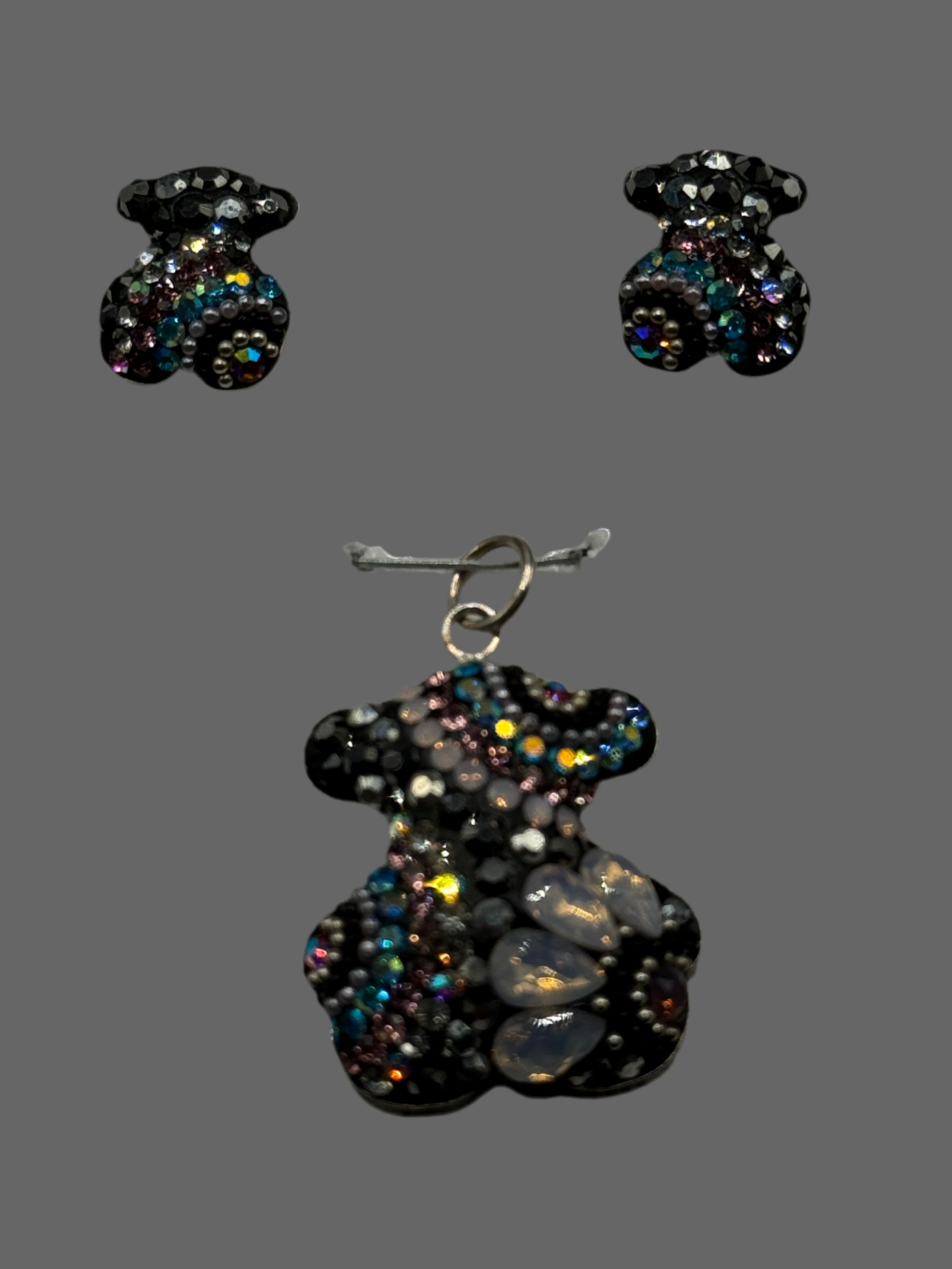 Teddy Bear Pendant & Earrings in iridescent crystals .