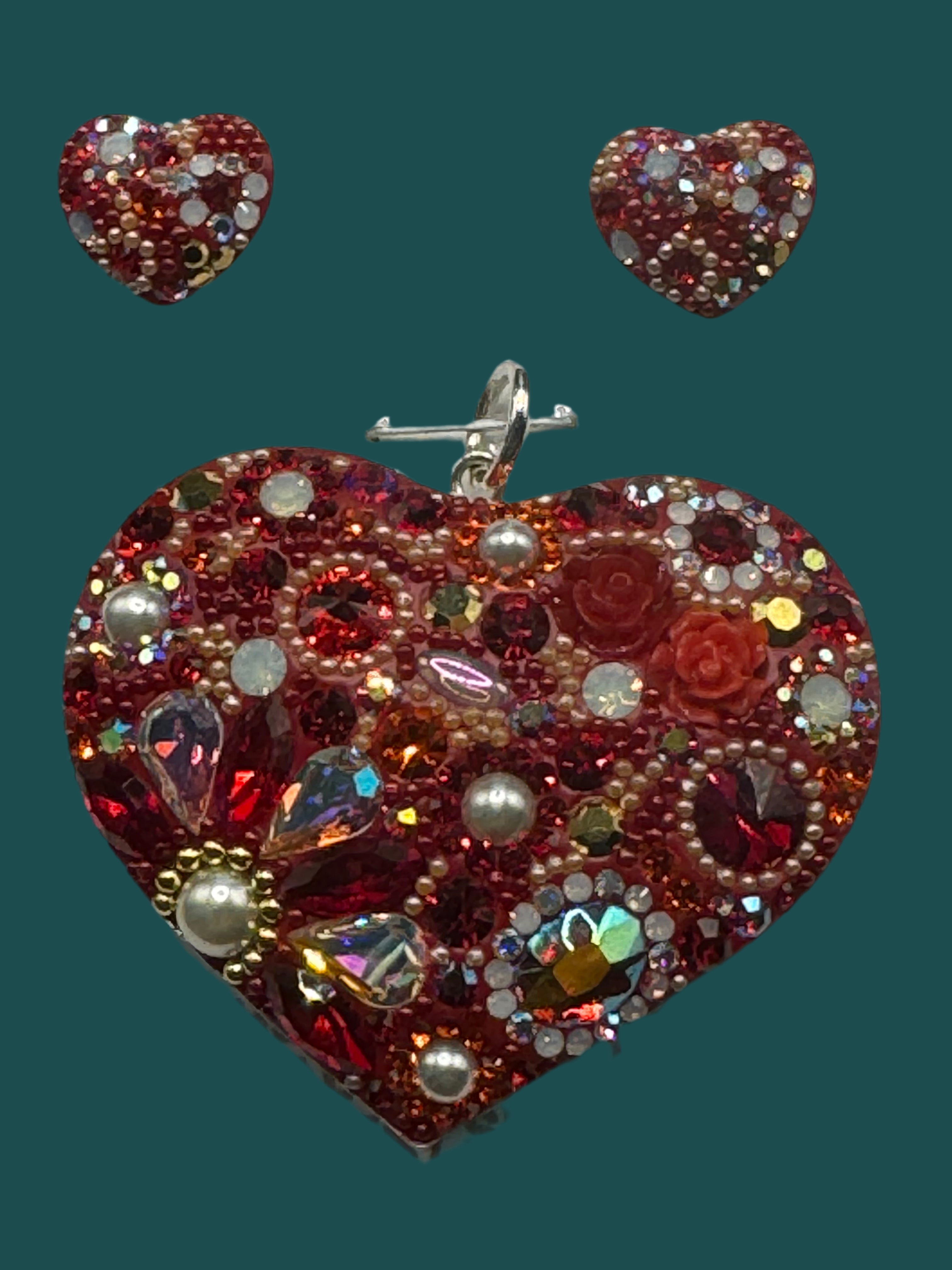 Fuchsia Crystals Heart Pendant & Earrings .