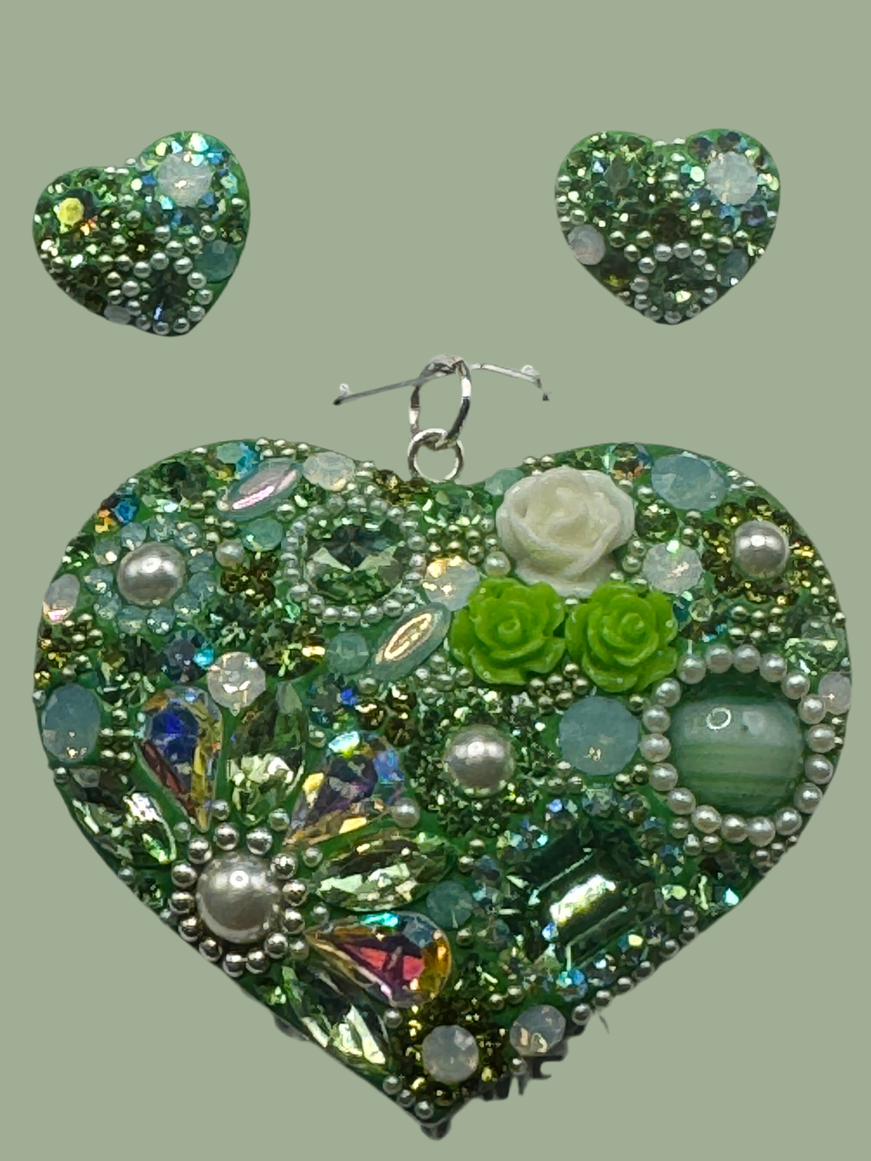 Green Crystals with Pearl Heart Pendant & Earrings .