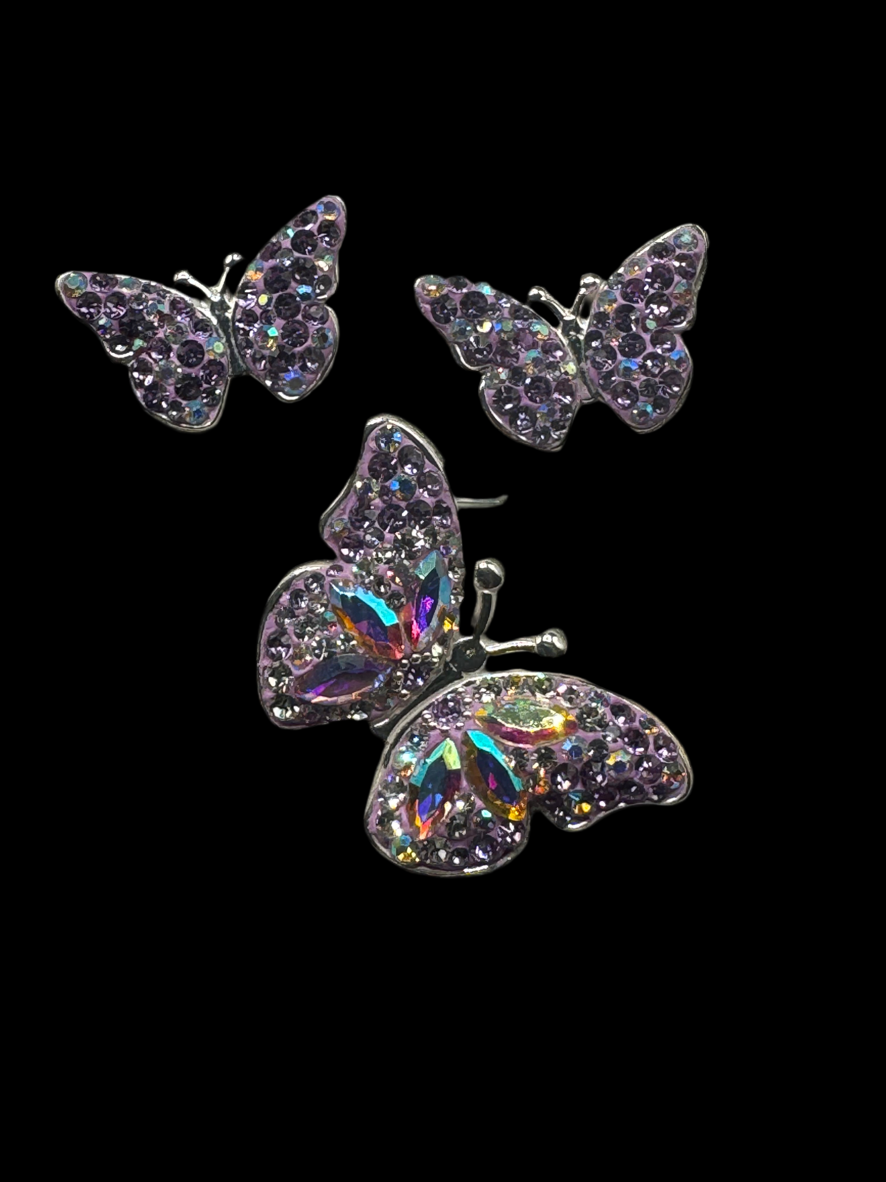 Butterfly Pendant & Earrings in lavender iridescent crystals .