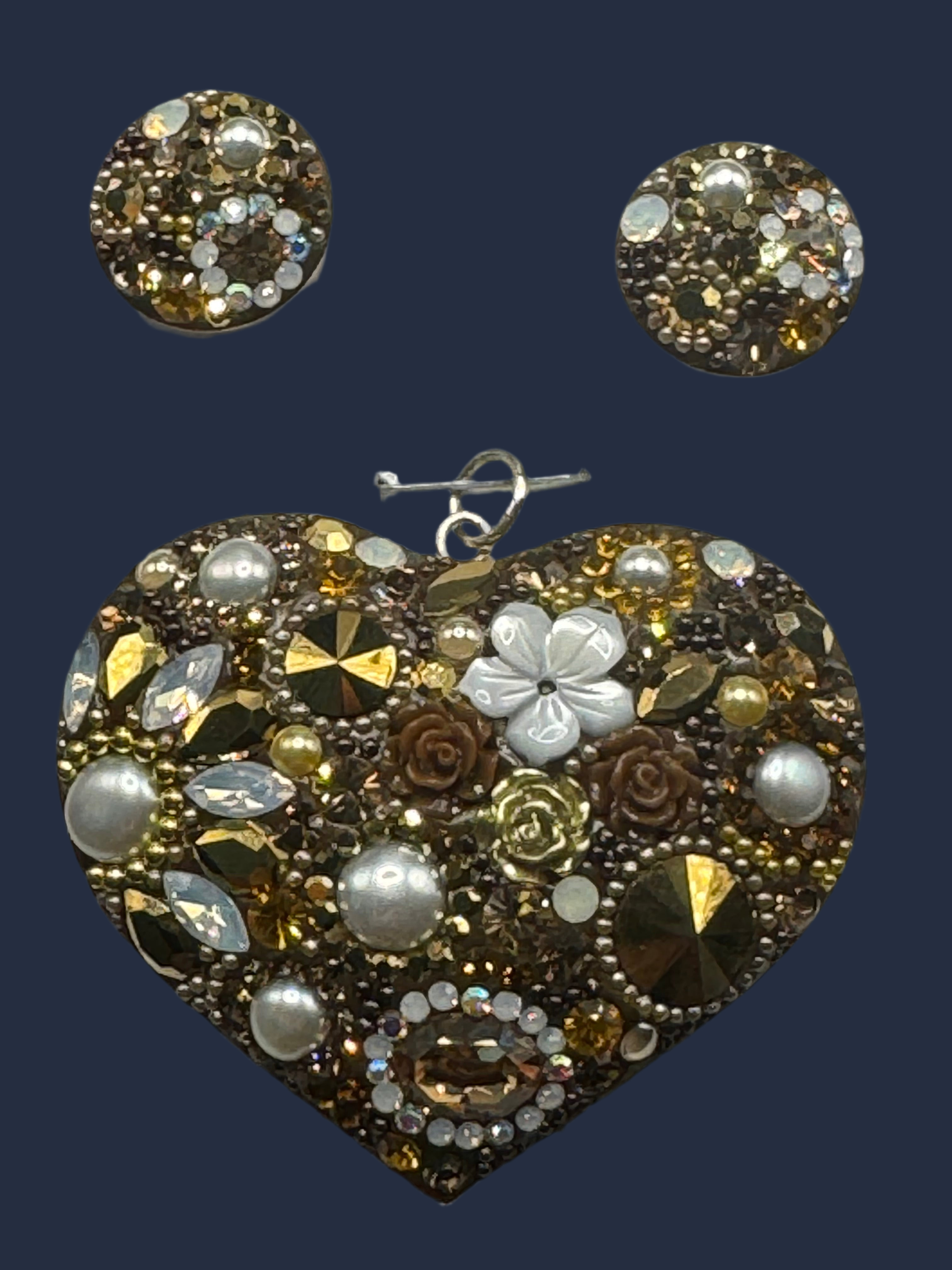 Gold crystal & peal floral Heart Pendant & Earrings .