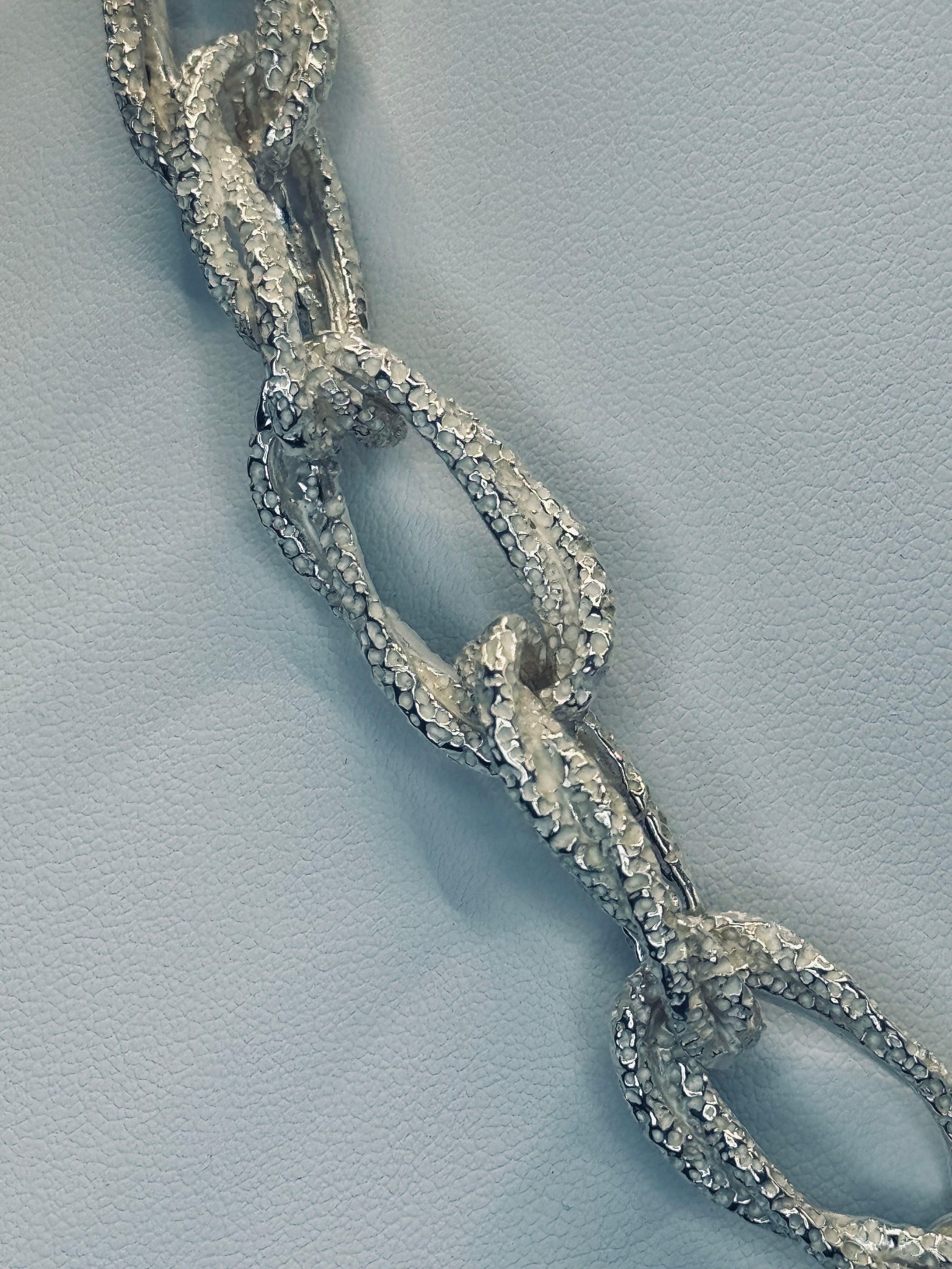 Silver Frosted Eloquent Chain Necklace