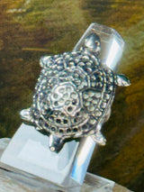 Sterling Silver Turtle Ring .