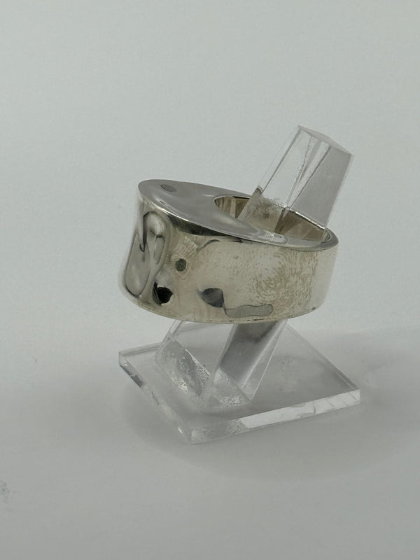 Sterling Silver Contemporary Fashioned Bold Ring .