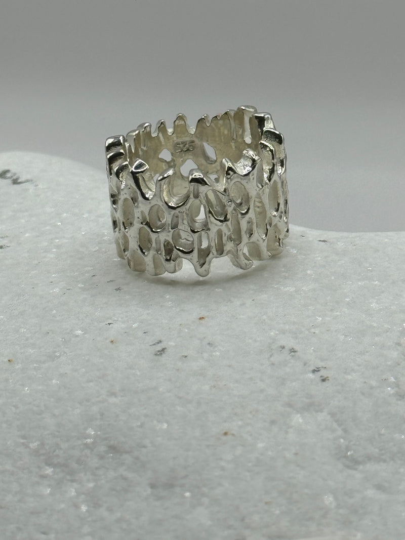 Sterling Silver corral mesh metal ring