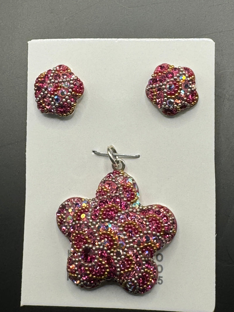 Star Shell Pendant & Earrings in Fuchsia crystals . Large size