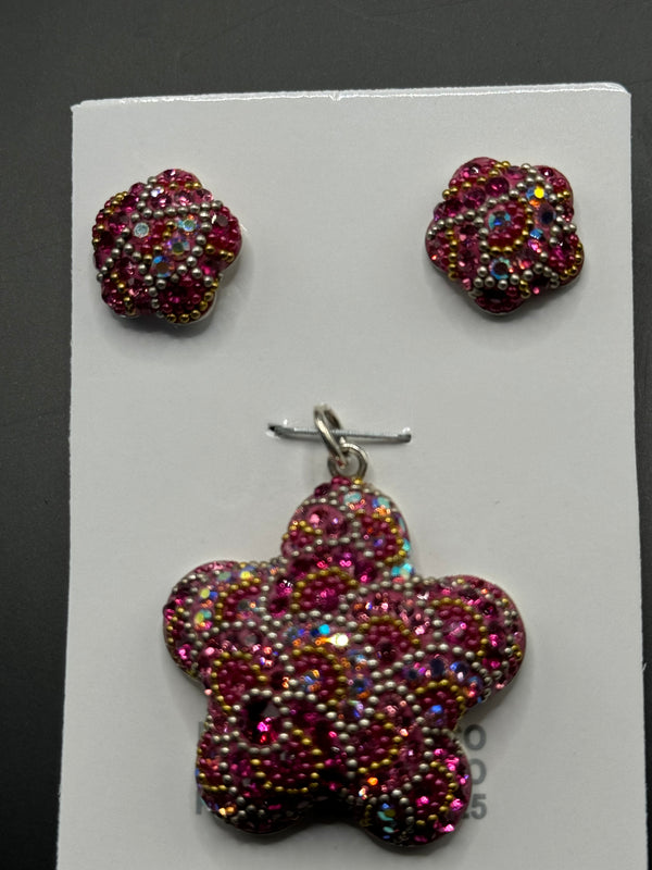 Star Shell Pendant & Earrings in Fuchsia crystals . Large size