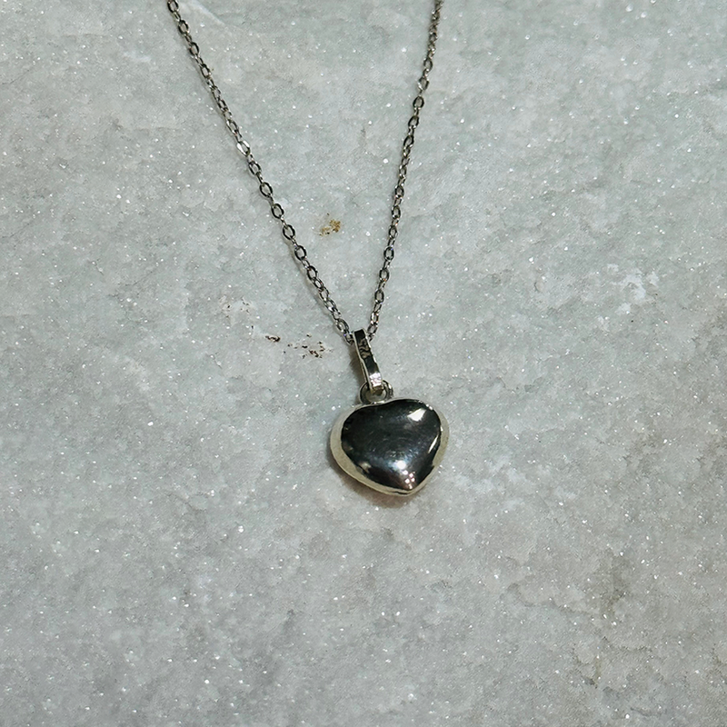 Dainty Heart Necklace